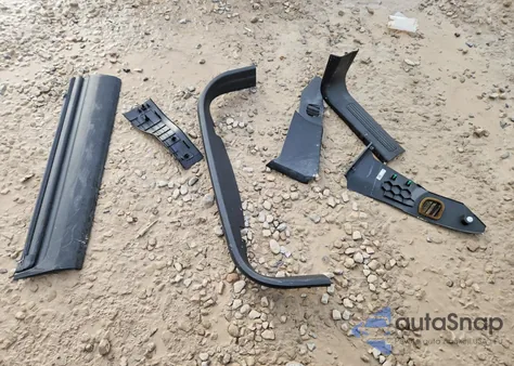 2014 Ford Explorer Police Interceptor из США, поврежденный, VIN 1FM5K8ARXEGB27361